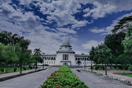 বাংলাদেশের প্রেক্ষাপটে-“ব্যারিস্টার”-একটা সামাজিক উপাধি ছাড়া কিছুই না