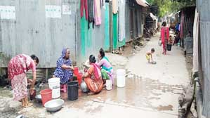 সমস্যায় জর্জরিত মফিজাবাদ কলোনীর আড়াইহাজার বাসিন্দা