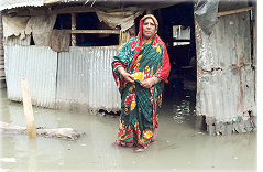 ‘বাবারে কাইল খাইছি খিচুরি; আইজ খামু কী’