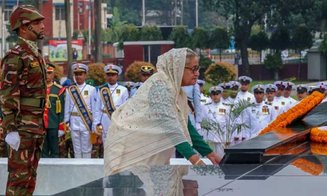 অগ্নিসন্ত্রাস করে কিছুই করা যায়না : প্রধানমন্ত্রী শেখ হাসিনা