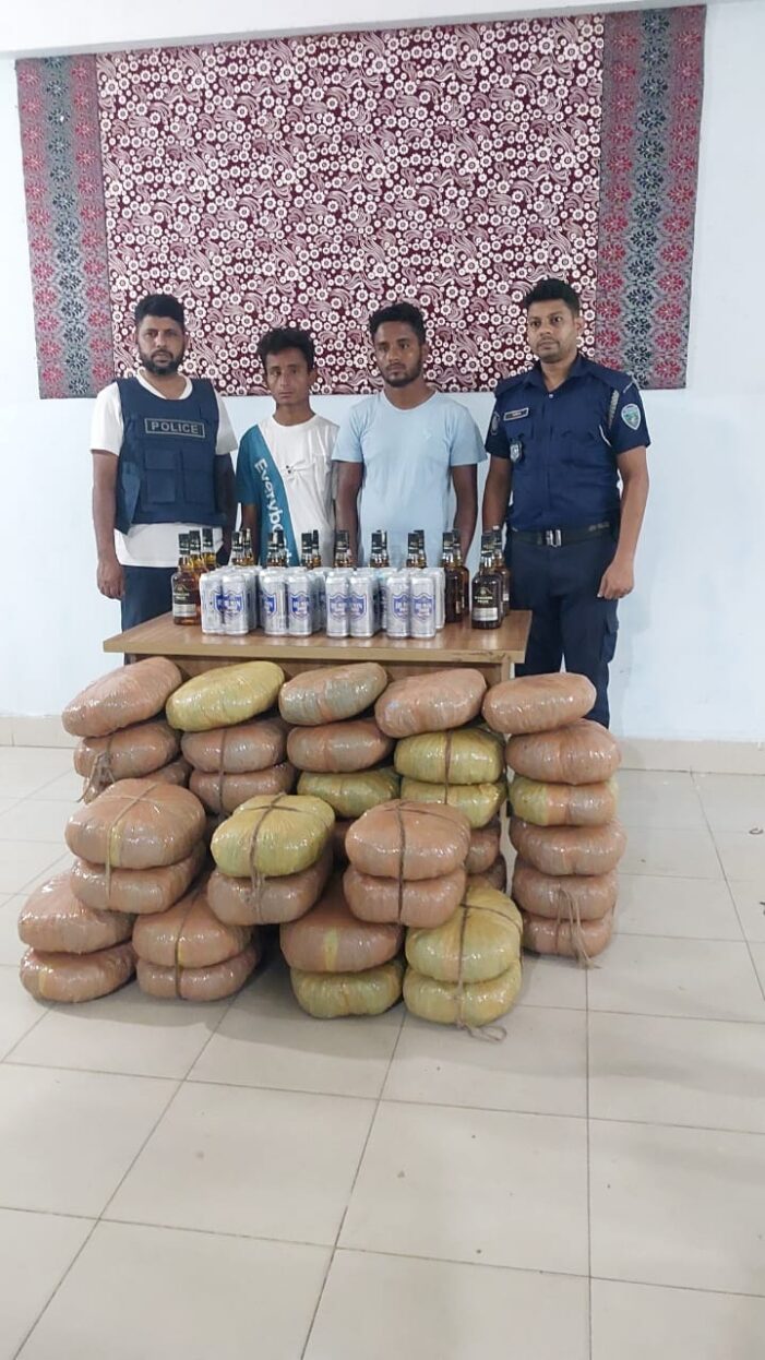 কসবায় ৮৮কেজি গাজা ও ৫৬বোতল মদ উদ্ধার, গ্রেপ্তার- ২