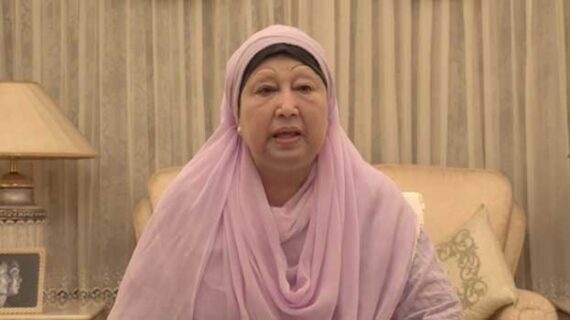 খুব শিগগিরই বাংলাদেশে গণতন্ত্র পুনঃপ্রতিষ্ঠিত দেখতে পাবো: খালেদা জিয়া খুব শিগগিরই বাংলাদেশে গণতন্ত্র পুনঃপ্রতিষ্ঠিত দেখতে পাবো: খালেদা জিয়া