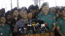 ঈদে নিরাপত্তা নিয়ে শতভাগ কনফিডেন্ট: স্বরাষ্ট্র উপদেষ্টা