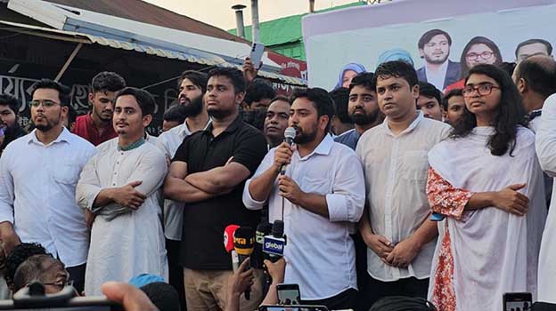 মুজিববাদীদের হাত থেকে মুক্তিযুদ্ধকে রক্ষা করতে হবে: নাহিদ ইসলাম