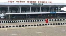 শাহজালাল বিমান বন্দরে যাত্রীর সঙ্গে ২জনের বেশি প্রবেশ না করতে নির্দেশনা