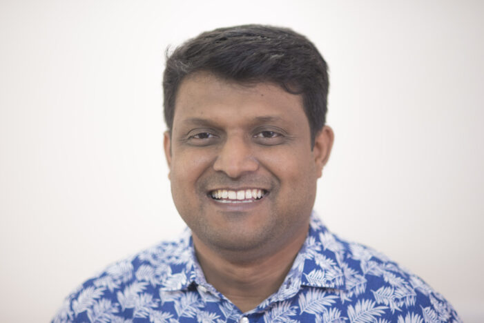 দোষ ধরা/ খোজা