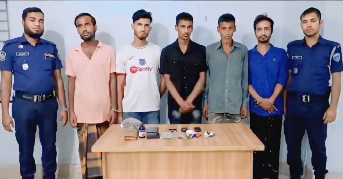 কসবায় পুলিশের অভিযানে ৫মাদকসেবী গ্রেফতার