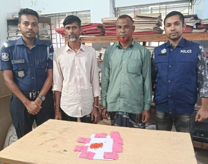 কসবায় দুইজন মাদক কারবারি আটক