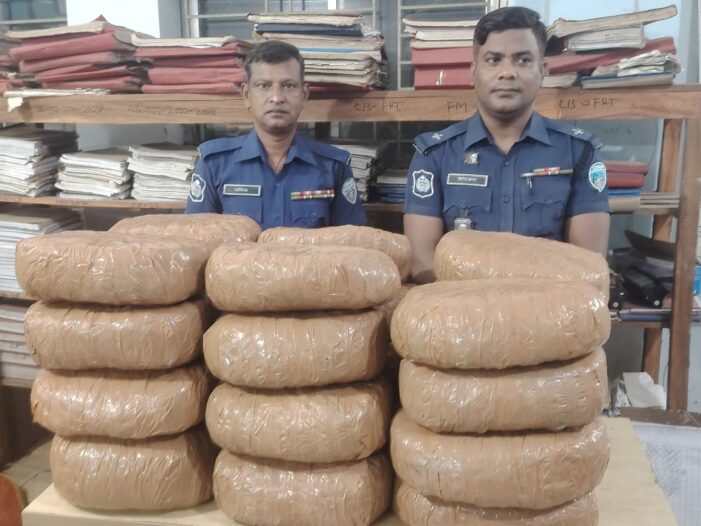 কসবায় ৪৮ কেজি গাজা উদ্ধার