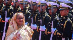 নির্বাচন করতে না দিলে আওয়ামী লীগের সমর্থকরা ভোট বয়কট করবে- রয়টার্সকে শেখ হাসিনা