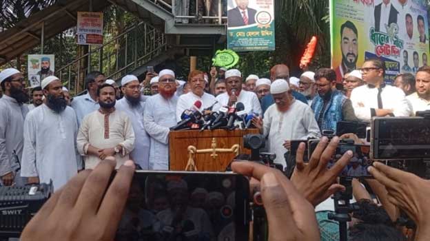 দাবি না মানলে ১১নভেম্বর ঢাকায় ভিন্ন পরিবেশ সৃষ্টি হবে: পরওয়ার