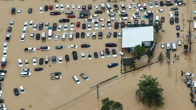 ৩০০ বছরে সর্বোচ্চ বৃষ্টিতে থাইল্যান্ডে ভয়াবহ বন্যা, ৩৩ জনের মৃত্যু