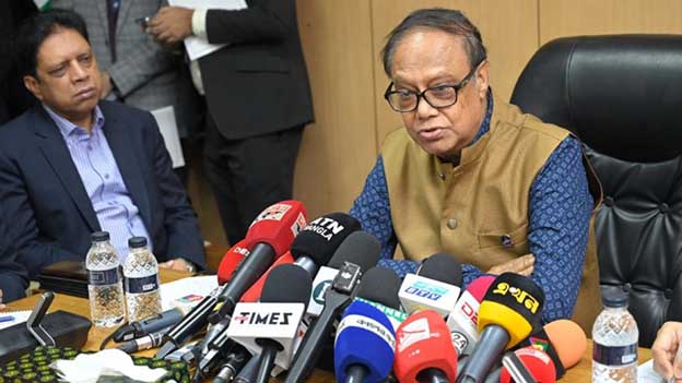 ৫ব্যাংকের শেয়ার এখন শূন্য মূল্যের, কেউ ক্ষতিপূরণ পাবেন না: গভর্নর