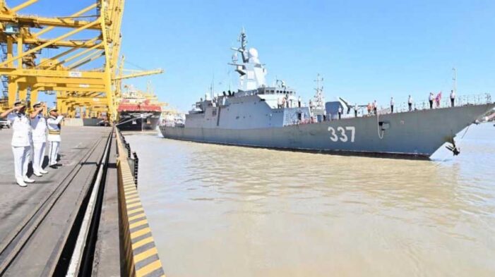 শুভেচ্ছা সফরে চট্টগ্রাম বন্দরে রাশিয়ার নৌবাহিনীর জাহাজ