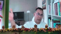 সরকারকে দুর্বল পেয়ে কোনও কোনও দল পরিস্থিতি ঘোলাটে করছে: তারেক রহমান