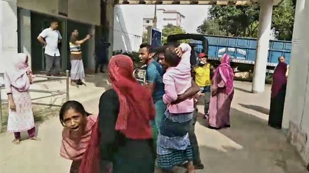 ব্রাহ্মণবাড়িয়ায় অটোরিকশাকে ট্রাকচাপা, প্রাণ হারালেন ২জন