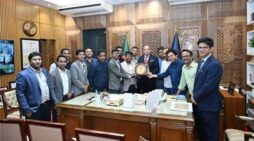 ‘সুপ্রিমকোর্ট সচিবালয় প্রতিষ্ঠার লড়াইয়ে গণমাধ্যম কর্মীদের অবদান রয়েছে’