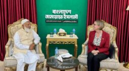 জামায়াত আমিরের সঙ্গে ব্রিটিশ রাষ্ট্রদূত ও জাতিসংঘ মানবাধিকার বিষয়ক হাই কমিশনারের সাক্ষাৎ