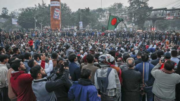 হাদি হত্যার বিচার দাবিতে দেশব্যাপী অবরোধের হুশিয়ারী এবং শাহবাগে অবস্থান ইনকিলাব মঞ্চ