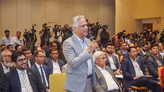 কর সন্ত্রাস থেকে মুক্তি চাই: নাসিম মঞ্জুর