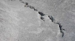 রাজধানীতে আবার ও ভূমিকম্প