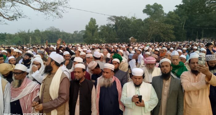 কসবায় হাজারো মানুষের ঢলে মরহুম মাওলানা জয়নাল আবেদীন পীর সাহেবের জানাজা সম্পন