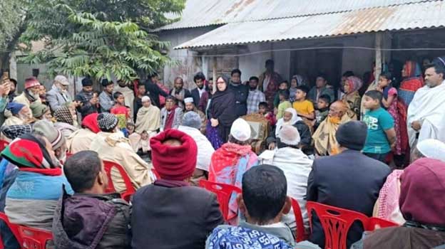 রুমিন ফারহানা আল্লাহর কাছে বিচার দিলেন