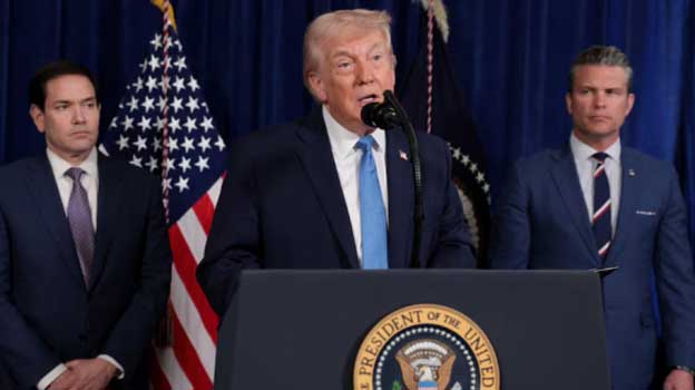 ভেনেজুয়েলায় ভবিষ্যতে ট্রাম্পের সামরিক হামলা রুখতে সিনেটে প্রস্তাব পাস