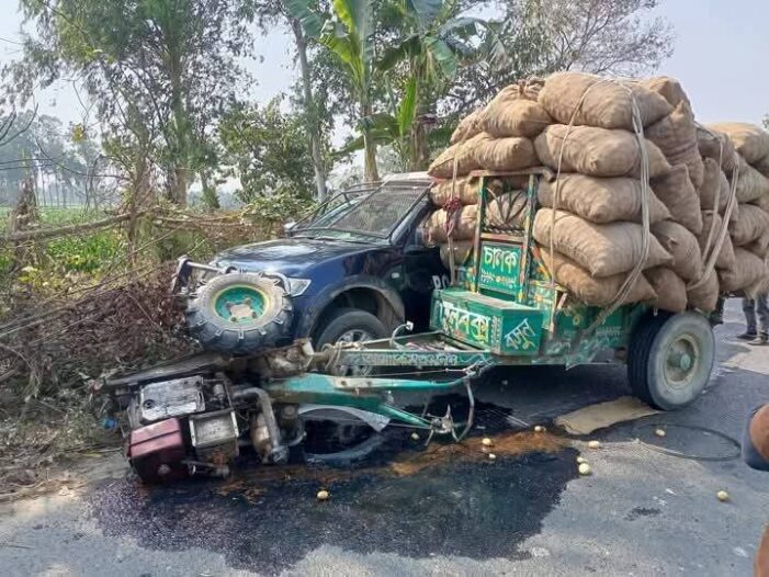 ঠাকুরগাঁওয়ে পৃথক সড়ক দুর্ঘটনায় নারীসহ ২ জনের মৃত্যু