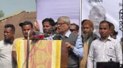 ধর্মকে ব্যবহার করে মানুষকে বিভ্রান্ত করা হচ্ছে—ঠাকুরগাঁওয়ে মির্জা ফখরুল