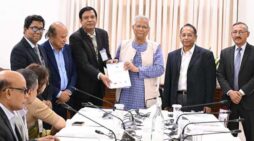 গৎবাঁধা নয়, প্রশিক্ষণ হতে হবে সমস্যা সমাধানের: প্রধান উপদেষ্টা