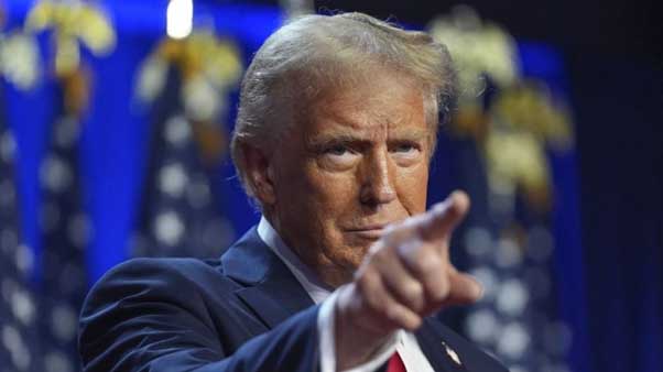 ইরান ইস্যুতে ট্রাম্পের প্রথম পছন্দ কূটনীতি, তবে সামরিক বিকল্পের হুঁশিয়ারি যুক্তরাষ্ট্রের