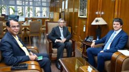 বাংলাদেশ ব্যাংকের গভর্নরের সঙ্গে আইএমএফ প্রতিনিধির সাক্ষাৎ