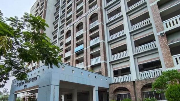 মাকে বাড়ি থেকে বের করে দেওয়ায় ছেলে কারাগারে