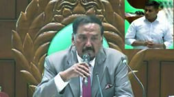 স্পিকার হাসনাত আব্দুল্লাহকে বলেন দিস ইজ নট শাহবাগ স্কয়ার, দিস ইজ পার্লামেন্ট