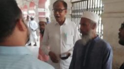 এজলাসে বিচারককে গালিগালাজ করলেন বিএনপিপন্থি আইনজীবী, বিচারকাজ বন্ধ