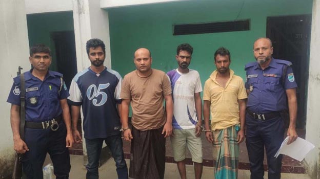 পুলিশের ওপর দুই দফায় হামলা, যুবদল নেতাসহ দুজন গ্রেফতার