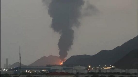 বাংলাদেশ কি মধ্যপ্রাচ্যের যুদ্ধের ধাক্কা সামলাতে পারবে—?