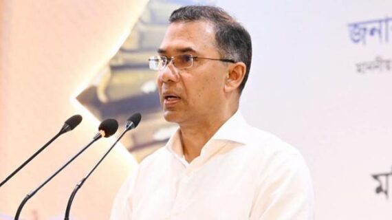 যুদ্ধ পরিস্থিতিতেও সরকার সবকিছু স্বাভাবিক রাখার চেষ্টা করছে … প্রধানমন্ত্রী