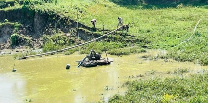 কসবায় ড্রেজিং বিরোধী অভিযানে এক লাখ টাকা জরিমানা