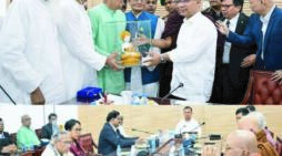 ধর্মনিয়ে রাজনীতি করতে চায়না বর্তমান সরকার…প্রধানমন্ত্রী