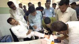 দুই পক্ষের সংঘর্ষ থামাতে গিয়ে আহত সুনামগঞ্জের এমপি