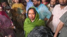 বাসায় ফিরে সরকারকে ধন্যবাদ জানালেন আইভী