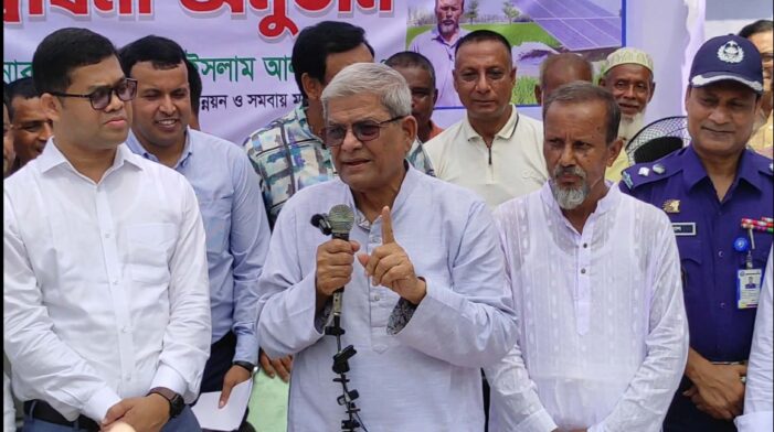 তরুণ প্রজন্মকে শুধু খেলাধুলা নয়, উদ্ভাবন ও প্রযুক্তিতে এগিয়ে আসতে হবে: ঠাকুরগাঁওয়ে স্থানীয় সরকার মন্ত্রী