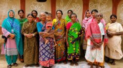 ঠাকুরগাঁওয়ে ইএসডিও-র হাত ধরে ঘুরল প্রান্তিক আদিবাসী পরিবারের ভাগ্য
