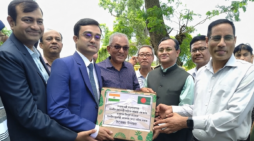 প্রধানমন্ত্রীর জন্য আনারস পাঠালেন ত্রিপুরার মুখ্যমন্ত্রী