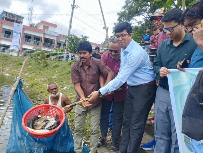 কসবায় জাতীয় মৎস্যপক্ষ উদযাপন