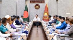রাজধানীর গণ পরিবহন ব্যবস্থাপনা নিয়ে বিশেষ বৈঠকে প্রধানমন্ত্রী